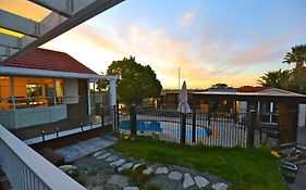 Holiday House In Totara Park